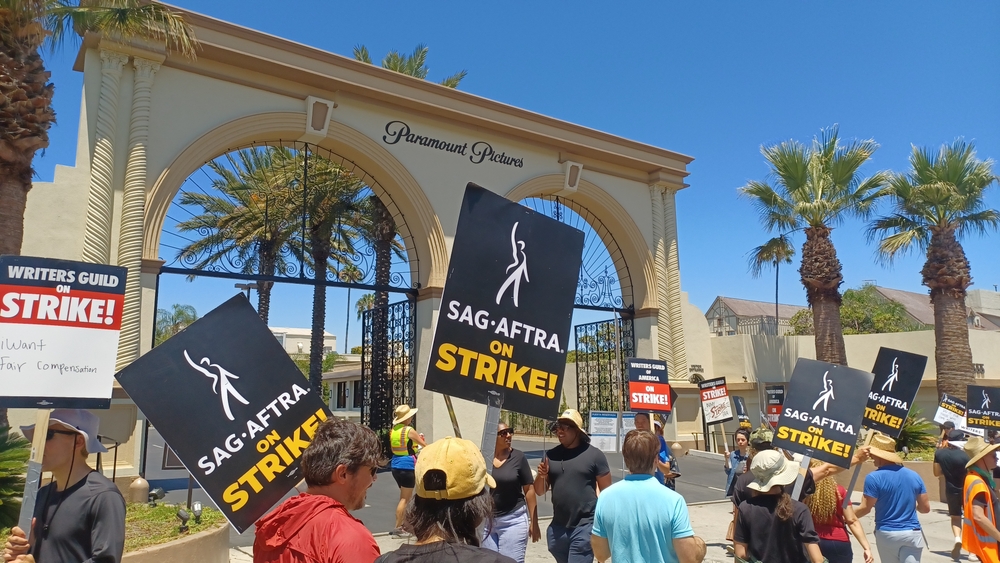 Los,Angeles,-,July,19,,2023:,Sag,Aftra,And,Wga