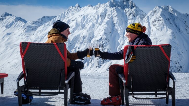 Netflix zeigt schwarze Komödie Downhill mit Julia Louis-Dreyfus