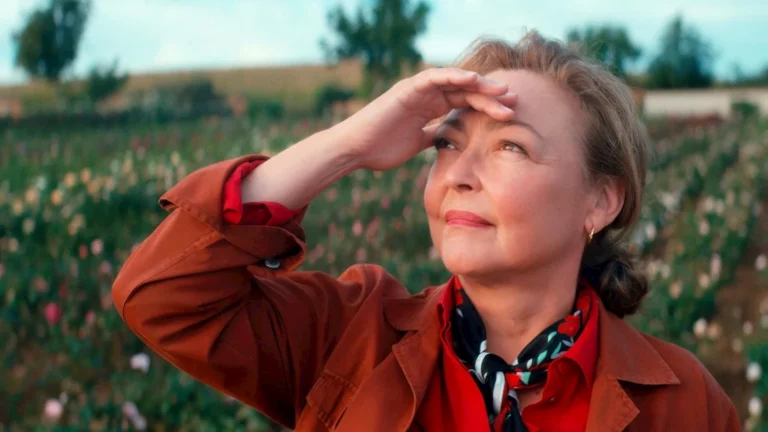 Rosenzüchterin kämpft gegen Großbetriebe in neuer Komödie