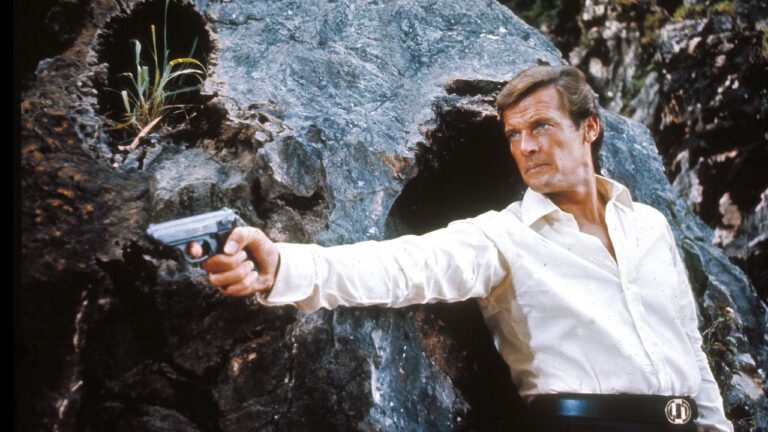 Roger Moore kritisierte James Bond-Film scharf wegen Gewalt